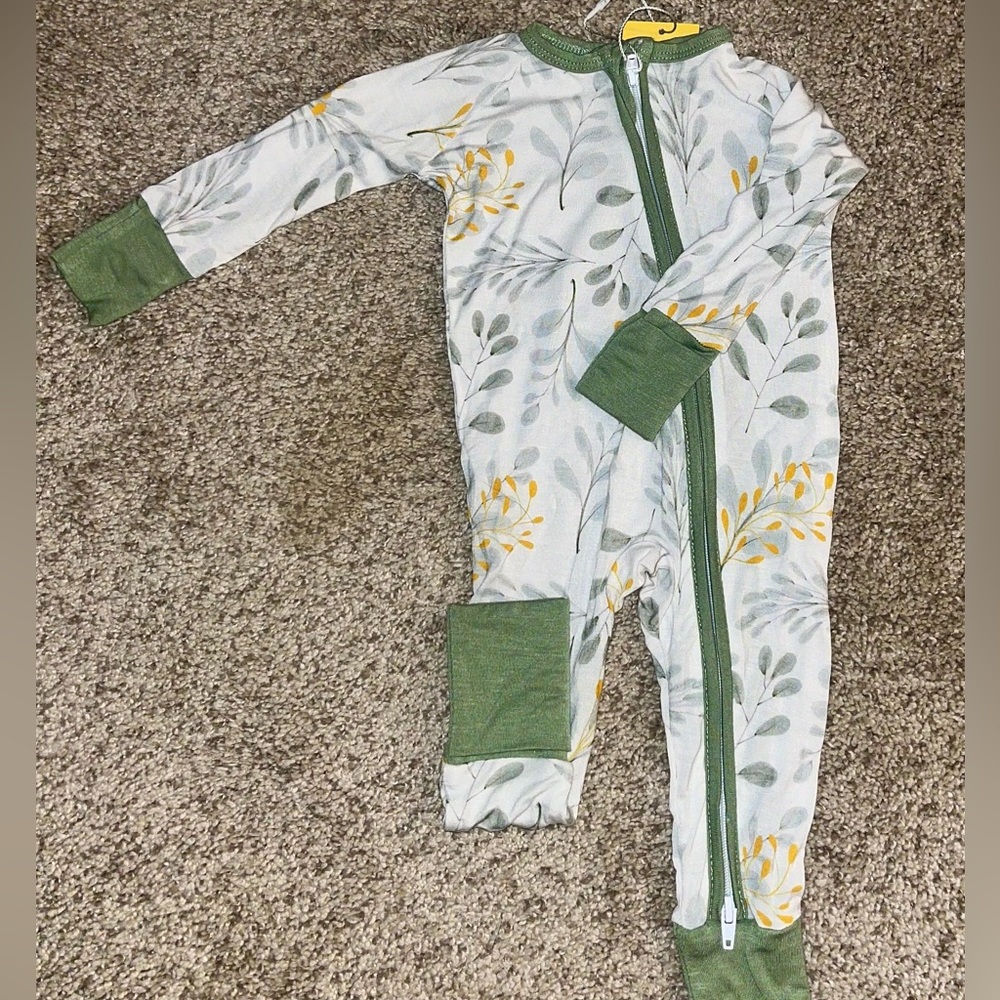 NWT bamboo zippie- EUCALYPTUS